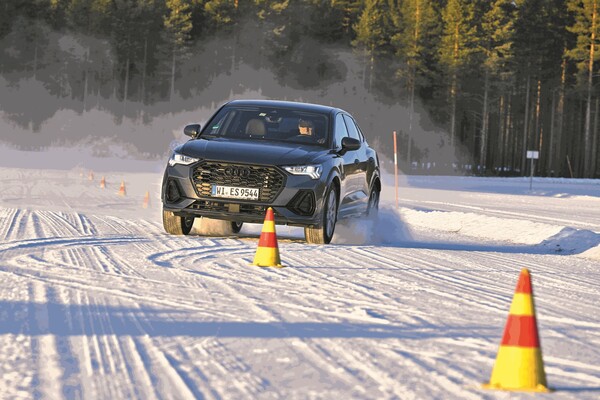 Test zimních pneumatik 235/50 R19 Auto Bild 2025